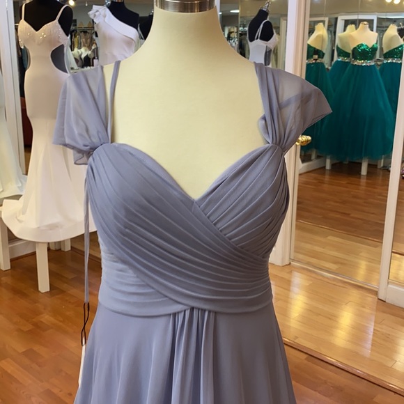 ✔️ wisteria bridesmaid dress - Picture 4 of 13